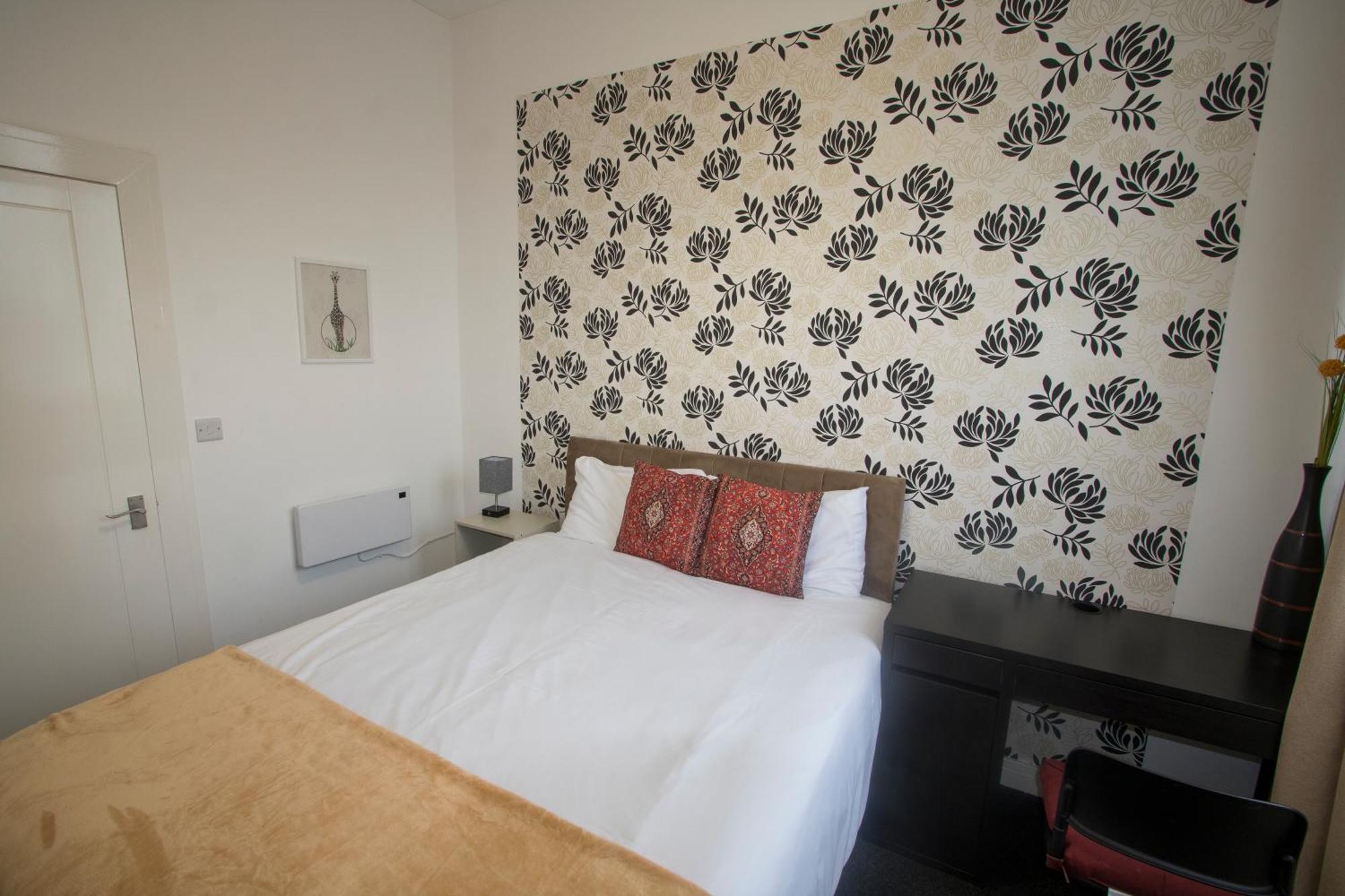 Ideal For Groups - Modern 2 Bedroom Apartment - Free Parking, Transit Links, Close To Stadiums Manchester Exterior foto